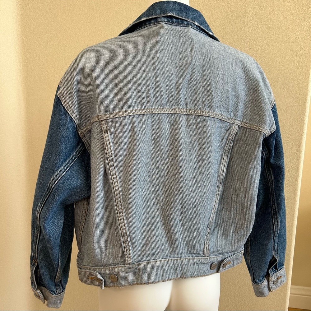 Levi’s Denim Jacket XS Two Tone Blue Jacket NWT 90s Trucker Style Cotton - Picture 9 of 9